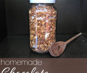 Homemade Chocolate Peanut Butter Granola