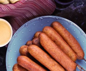 Easy Corn Dogs with Honey Mustard Sauce