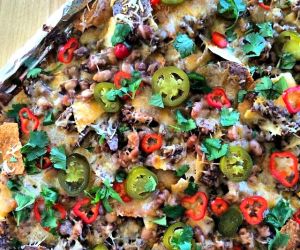 Chipotle Beef & Bean Nachos