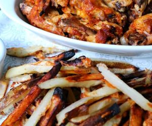 Hot Garlic Slow Cooker Chicken Wings