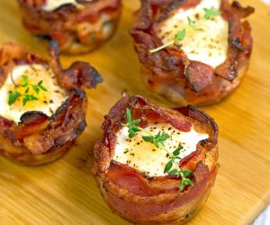 Bacon & Egg Muffins