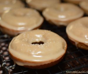 Baked Caramel Apple Cider Donuts