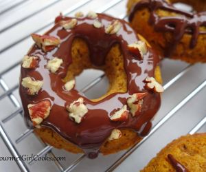 No Sugar/Gluten Free:Chocolate Glazed Spiced Pumpkin Donuts