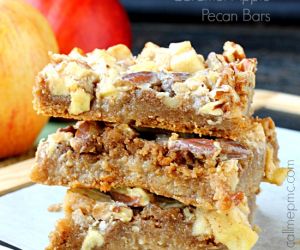 Caramel Apple Pecan Bars