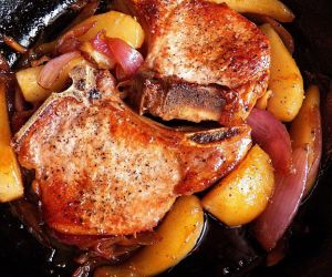 Oven Braised Pork Chops with Pears