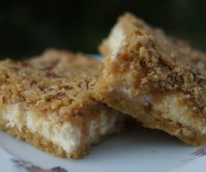 Apple Pecan Cheesecake Bars with Caramel