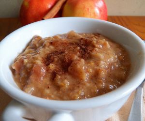 Apple Pie Breakfast: Overnight Oatmeal