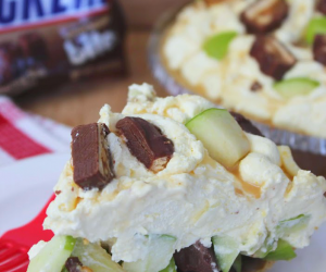 No Bake Snickers Caramel Apple Pie