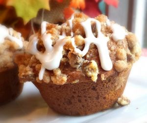 Pumpkin Streusel Muffins Drizzled with White Chocolate