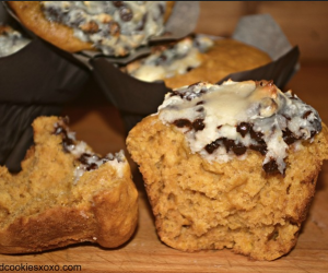 Pumpkin Muffins with Chocolate Chip Cheesecake Filling