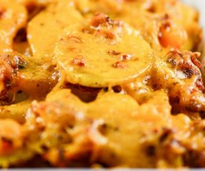 Sun Dried Tomato Pesto Cheesy Potatoes