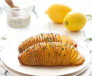 Baked Hasselback Potatoes