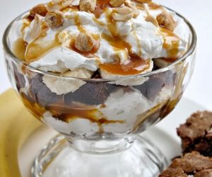 Peanut Butter Brownie Trifle