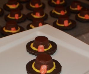 Thanksgiving Pilgrim Hat Cookies