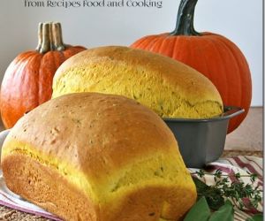 Pumpkin Stuffing Bread