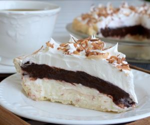 Coconut Fudge Pie