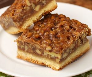 The Best Ever Pecan Pie Bars