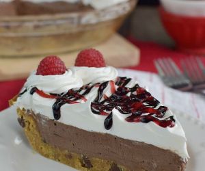 Chocolate Raspberry Truffle Cookie Pie