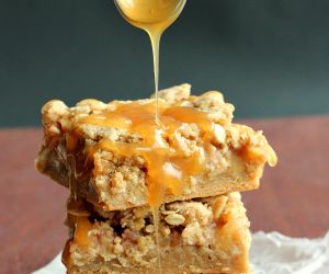 Apple Crisp Blondies