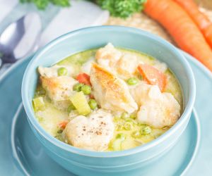 Crockpot Chicken & Dumplings