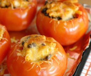 Southwest Mac & Cheese Stuffed Tomatoes