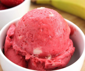 3-Ingredient Strawberry Banana Ice Cream (Non-Dairy!)