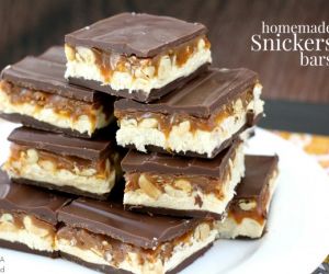 Homemade Snickers Bars