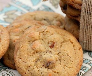 Sweet and Salty Butter Pecan Cookies