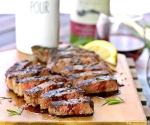 Seared Steak with Balsamic Reduction