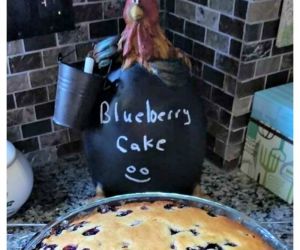 Easy Blueberry Cake