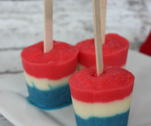 Patriotic Red White & Blue Pudding Pops