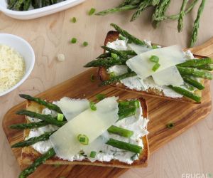 Roasted Asparagus Bruschetta with Goat Cheese