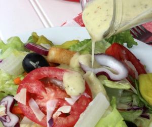 CopyCat Olive Garden Salad Dressing