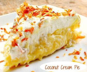 The Best Coconut Cream Pie (Tutorial)