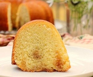 Kentucky Butter Cake