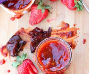 Strawberry Honey Chipotle BBQ Sauce