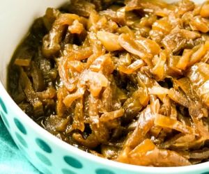 Crockpot Caramelized Onions