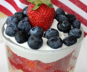 Easy Patriotic Trifle