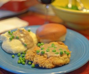 Chicken Fried Steak and Gravy; Texas-Style Recipe + Videos