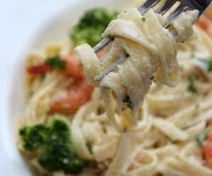 Copycat Olive Garden Alfredo Sauce