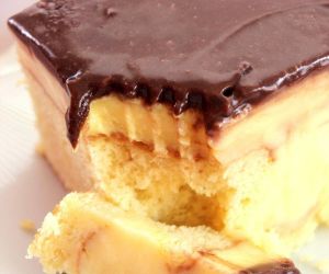 Easy Boston Cream Poke Cake