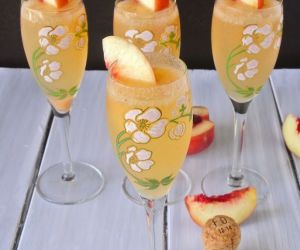 White peach bellini