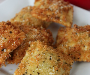 Copycat Olive Garden Toasted Ravioli