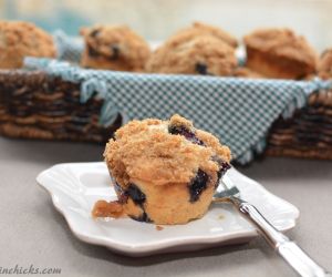 BEST Blueberry Streusel Muffins