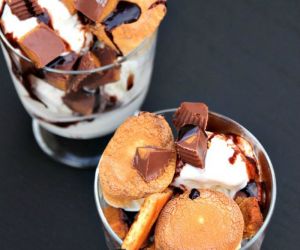 REESE’S Peanut Butter Cup S’more Sundae