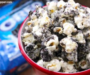 Oreo Popcorn