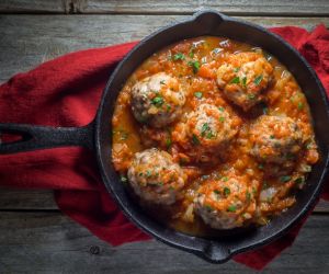 Oven Baked Italian Meatballs with Marinara Sauce