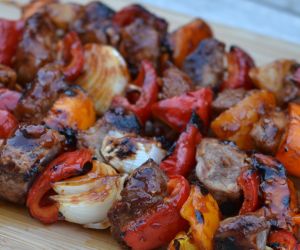 Spicy Barbecue Pork & Pepper Shish Kabobs