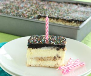 French Vanilla Eclair Cake