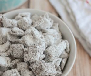 S'mores Muddy Buddies